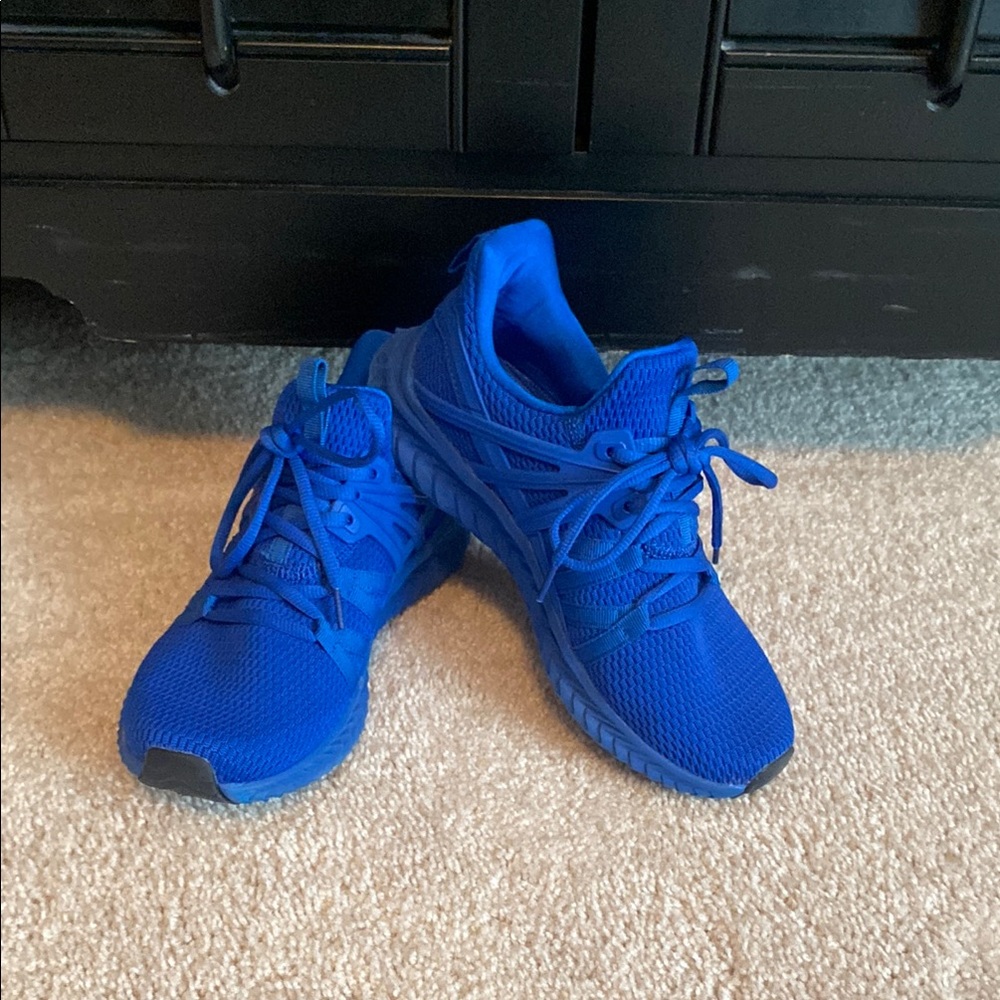 Vibrant Blue Athletic Sneakers